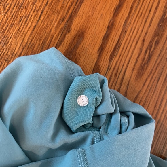 Lululemon leggings - Picture 4 of 4